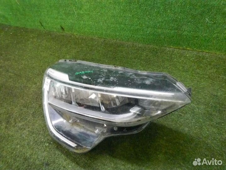 Фара правая Renault Arkana (2019-н.в.) LED