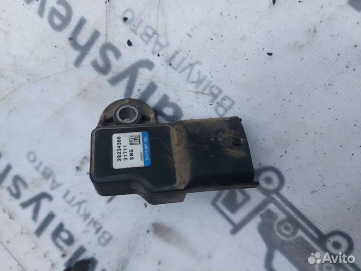 Датчик абсолютного давления 28234360 LADA Vesta