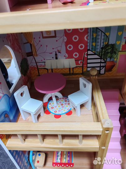 Домик кукольный