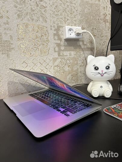 Apple macbook air 13 2017