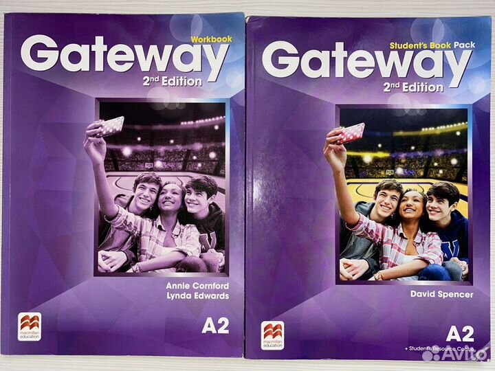 Учебник и рабочая тетрадь по английскому языку