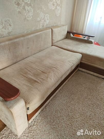 Угловой диван