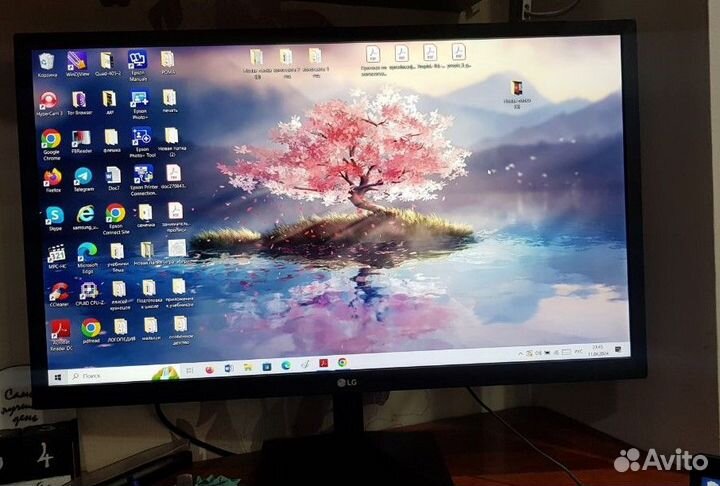 Монитор LG 24