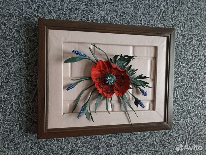 Картина из кожи