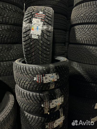 Arivo Ice Claw ARW7 245/40 R18 97T