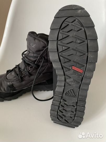 Adidas (пакетом )костюм