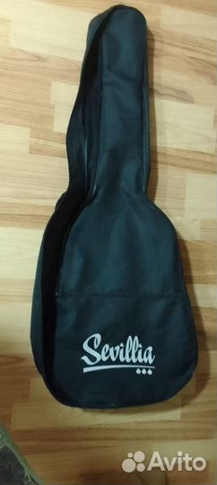 Классическая гитара шестиструнная