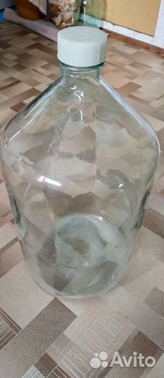 Бутыли 20 и 10 литровые, 3 л