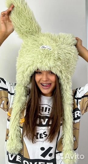 Классная Шапка с зайкиными ушками