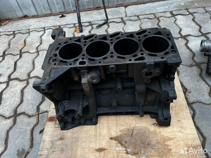Блок двигателя peugeot boxer 2.2 Е5