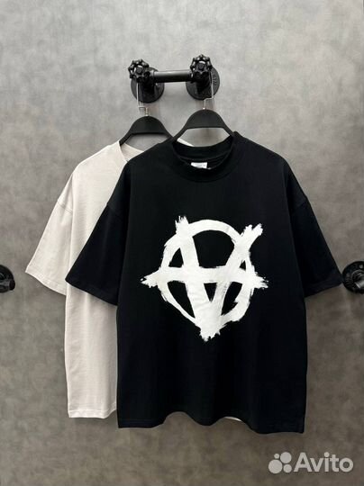 Футболка Vetements Anarchy оверсайз (сезон 2025)