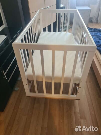 Детская кроватка