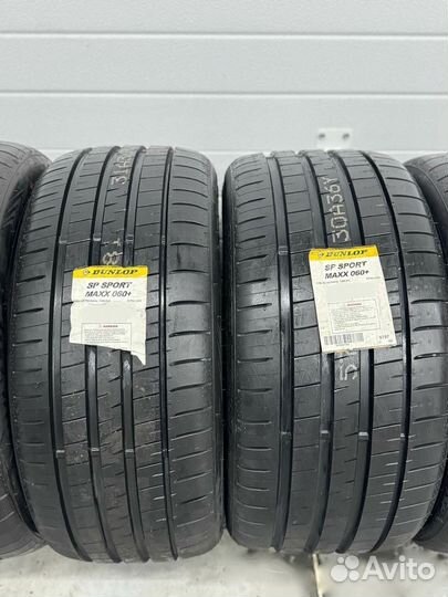 Dunlop SP Sport Maxx 060+ 245/40 R18 97Y