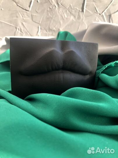 Кашпо-органайзер «Губы Джоли»