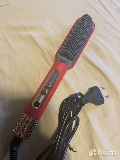 Выпрямитель для волос новый