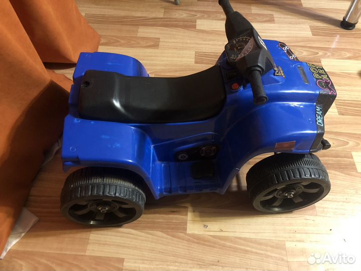 Детская машинка