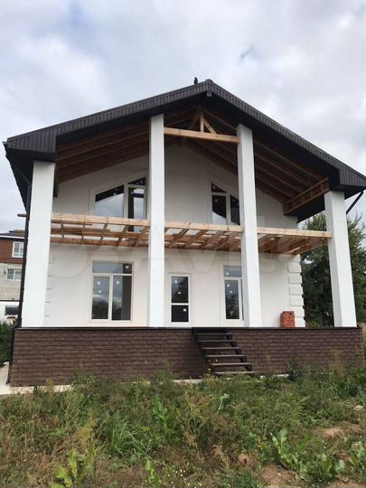 Коттедж 195 м² на участке 5,7 сот.