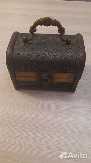Сувенир шкатулка-сундук