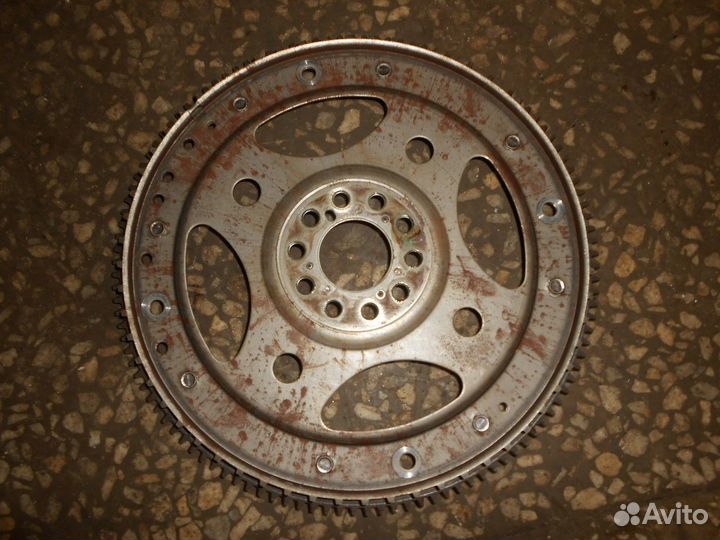 Маховик двигателя (Jaguar XF)