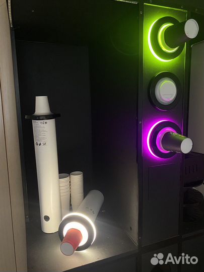 Диспенсер для стаканов и крышек