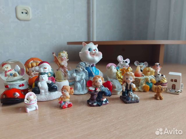 Коллекция статуэток