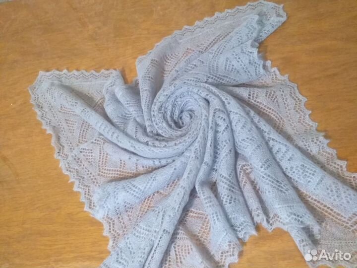 Оренбургский пуховый платок