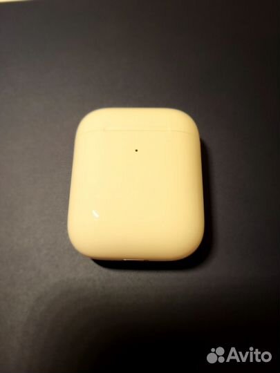 Apple airpods 2 оригинал (кейс+левый наушник)