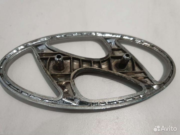 Эмблема hyundai lavita