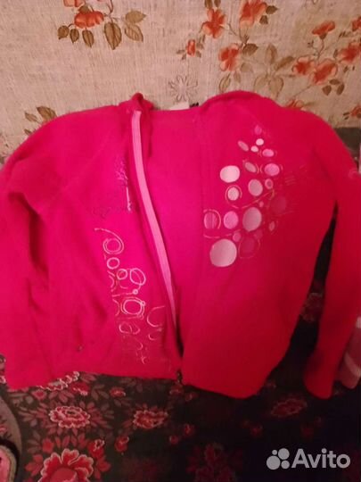 Вещи на девочку примерно 6-8 лет