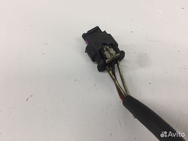 Электропроводка генератора (Volkswagen Passat)