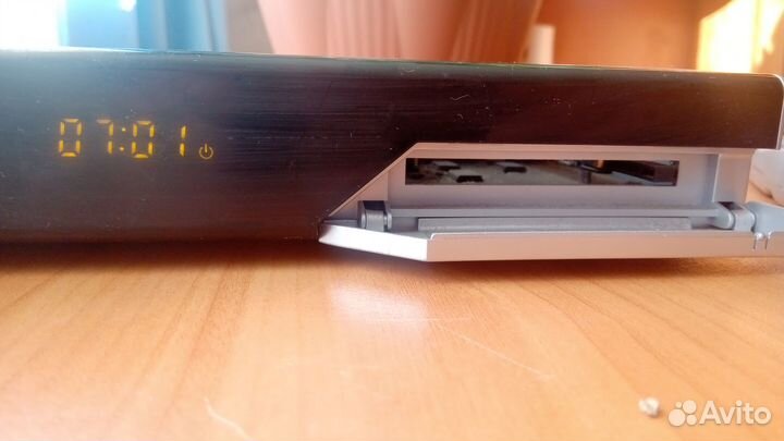 Ресивер General Satellite DRE-7300