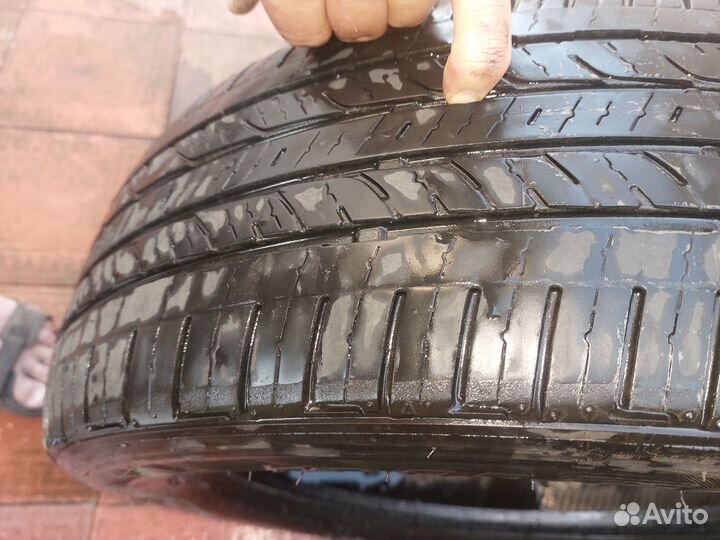 Bridgestone Dueler H/P 215/60 R17 96H