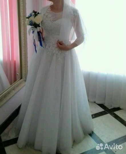 Свадебное платье