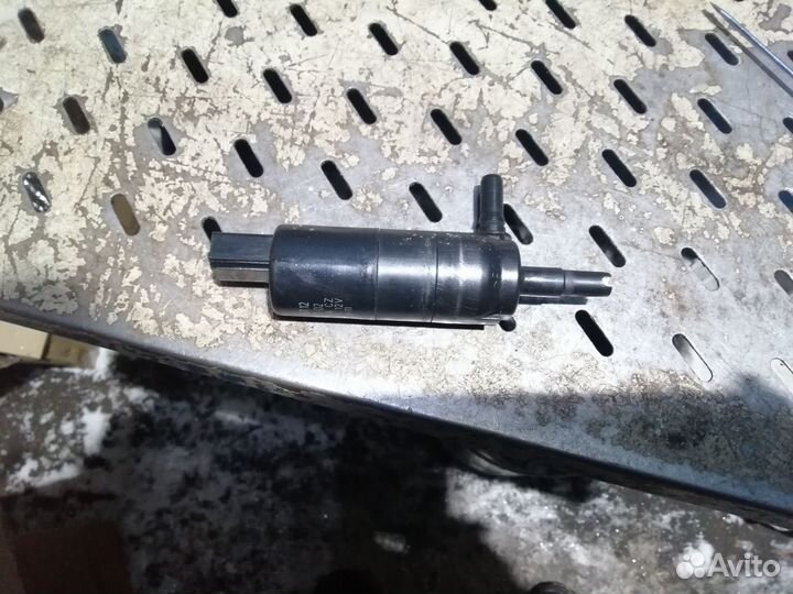 Насос омывателя фар 67127217792 BMW F-series