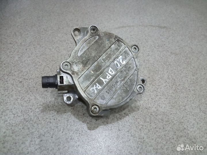 Вакуумный насос для 2.0 BWA Octavia A5 Passat B6
