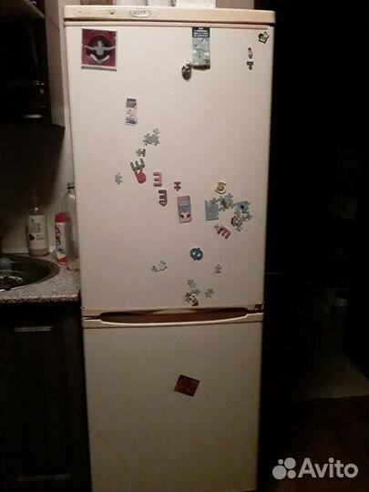 Холодильник stinol