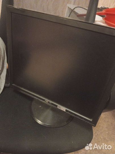 Монитор asus 17