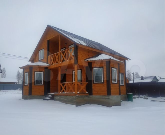 Коттедж 128 м² на участке 6 сот.