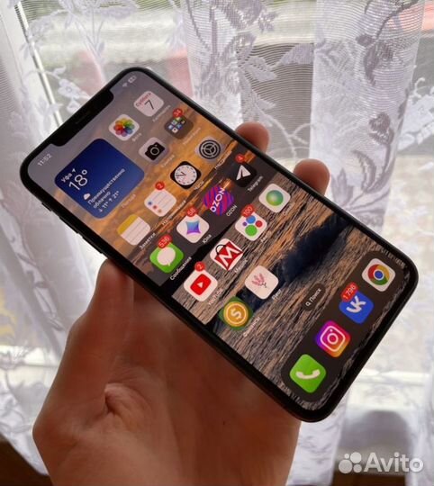 iPhone Xs Max, 64 ГБ