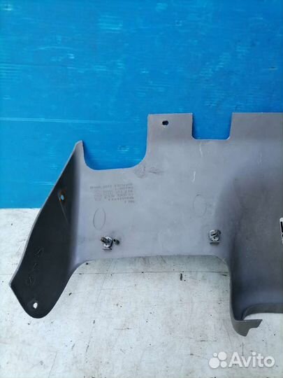 Пластик салона подрулевой Dodge Caravan, Voyager