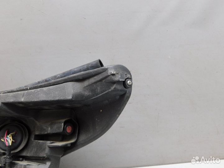 Фара правая Subaru Legacy/Outback