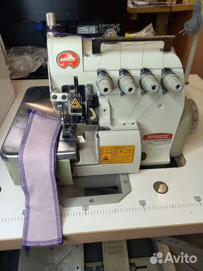 Промышленный оверлок bruce
