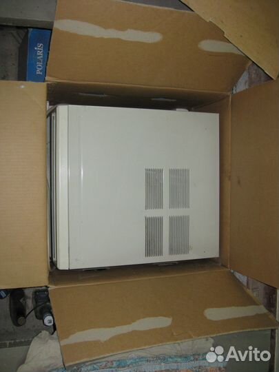 Оконный кондиционер Hitachi