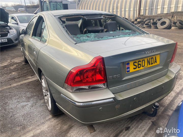 Разбор на запчасти Volvo S60 2000-2009