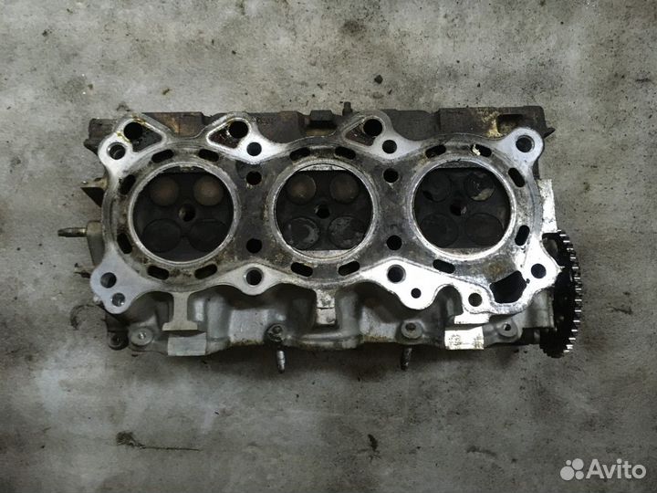Головка блока цилиндров (Nissan Maxima)