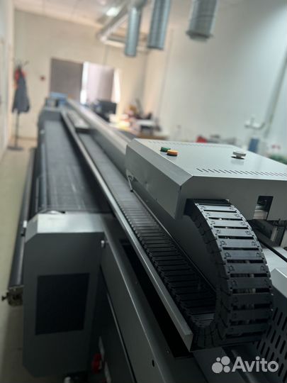 Широкоформатный уф принтер Hand TOP 3,2 метра