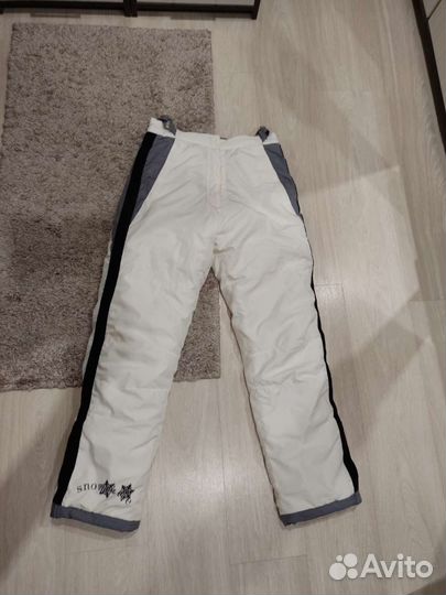 Горнолыжный костюм женский. 44-46 размер