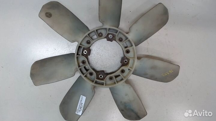 Крыльчатка вентилятора Toyota Tundra, 2004