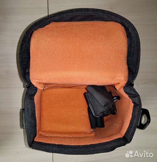 Сумка для фотоаппарата Lowepro Adventura 120