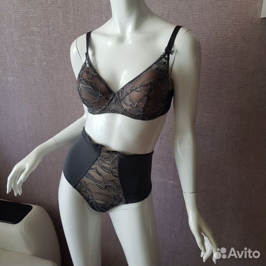 Комплект утягивающего белья Wolford размер 80 С